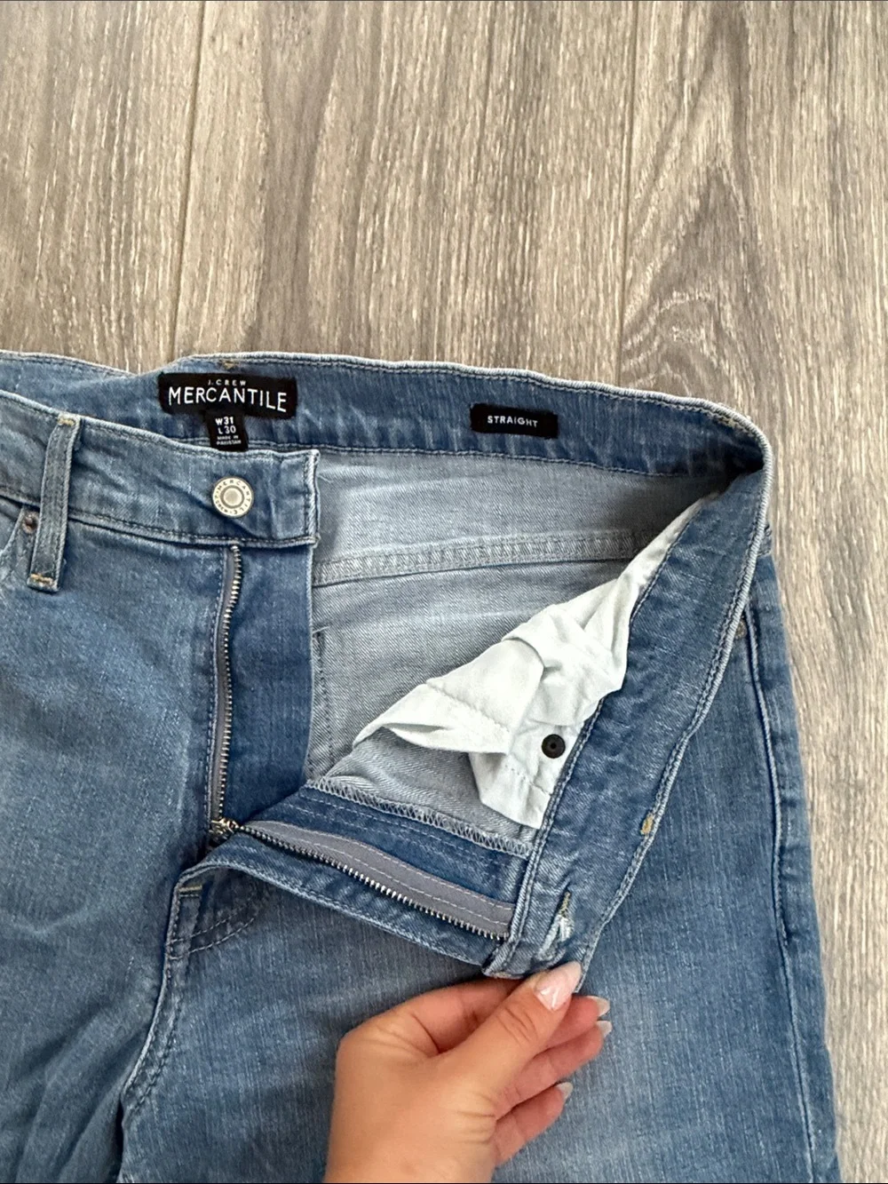 J. Crew - Light Wash Straight Leg Jeans - Size W 31 L 30